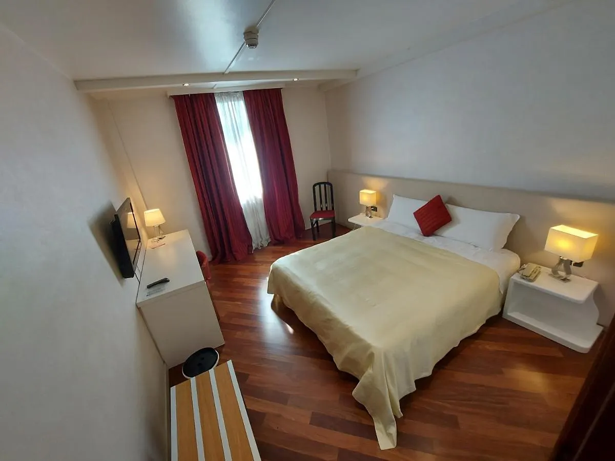 Hotel Posta 77 San Giorgio In Bosco